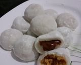 Foto langkah ke 5 dari resep Mochi homemade.