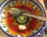 Foto del passaggio 1 della ricetta Orata con salsa di cachi piccante e radicchio tardivo