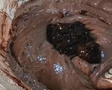 Foto langkah ke 5 dari resep Brownies Kukus Keju Cokelat.