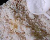 A picture of step 6 of Navaratan Pulao.