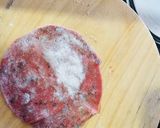 A picture of step 2 of Methi beetroot Thepla.
