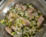 Foto del paso 2 de la receta: Risotto de conejo con alcachofas