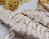Foto del paso 5 de la receta: Pargo Rosado con guarnición de patatas y cebollas horneadas