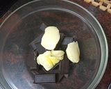 Foto del paso 2 de la receta: Tarta de mousse con kiwi y almendras
