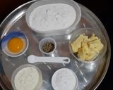 Foto langkah ke 1 dari resep Oregano Cookies (Savory Cookies).