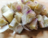 Foto del paso 2 de la receta: Guiso de butifarra y alcachofas