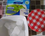 Foto langkah ke 1 dari resep Korean Strawberry Milk.