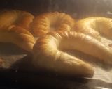 Pas rețetă Cornuri pufoase și delicioase cu gem 3 fotografie