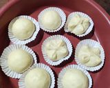 Foto langkah ke 3 dari resep 799. Bakpao Isi Ayam ala Arina Putri.
