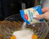 Фото кроку 2 до Кекси на кефірі в мультипечі 🧁.