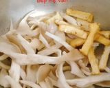 Hình bước làm 4 của món Canh chay đậu hủ nấm và cà chua