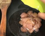 Foto langkah ke 1 dari resep Ayam Buncis Asam Pedas.