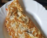 A picture of step 6 of Onion Carrot Stuffed Omelette.
