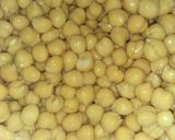 A picture of step 1 of Chickpea salad.