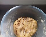 Foto del paso 2 de la receta: Galletitas con chips de chocolate, bañadas en chocolate