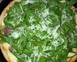 Foto del paso 6 de la receta: Pizza de crudo con rúcula 👌