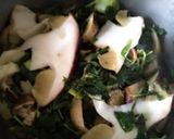 Foto del paso 2 de la receta: Puré de collejas y boletus