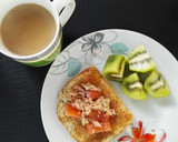 Foto del paso 1 de la receta: Tostadas con atún y tomate