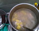 Foto langkah ke 4 dari resep Sayur Sop Ayam Rame.