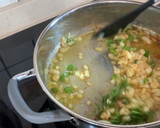 Foto del paso 3 de la receta: Contramuslos de pollo con salsa de tomate casera
