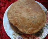 A picture of step 5 of Chana dal poori.