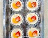 Foto langkah ke 3 dari resep Puding Susu Topping Buah.