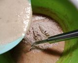 Foto langkah ke 4 dari resep Pukis Pisang Cokelat.