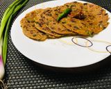A picture of step 9 of Spring onion paratha.