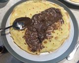 A picture of step 7 of Mango & coconut yoghurt crepes.