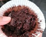 Foto langkah ke 7 dari resep Cupcake coklat super mudah.