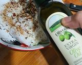 Foto langkah ke 3 dari resep Olivoilà Salmon Teriyaki Mentai Rice.
