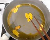 Hình bước làm 2 của món Gà 3 cốc