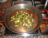 Foto del paso 3 de la receta Paella de alcachofas y bacalao