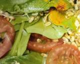 Healthy Palak Tomato & Sprouts Soup