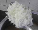 A picture of step 1 of Veg Fried Rice.