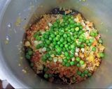 A picture of step 6 of Vegetabale Daliya Khichdi.
