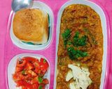 A picture of step 6 of Pav bhaji.