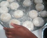 A picture of step 5 of Mahamri.