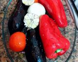 Foto del paso 1 de la receta: Ensalada de pimientos, berenjenas y tomates confitados al horno