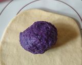 Foto langkah ke 7 dari resep Bakpao Labu Kuning Isi Ubi Ungu Keju (1210).