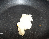 Foto del paso 2 de la receta: Filetes de gallo con salsa de aprovechamiento