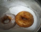 A picture of step 4 of Chocolate donuts.