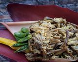 Foto langkah ke 4 dari resep Jantung Pisang Bumbu Kuning (Santan).