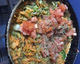 Foto del paso 2 de la receta: Budín de verduras ralladas con relleno de queso y claras batidas