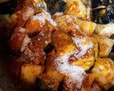 A picture of step 2 of Baingan Aloo Mix.