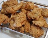 Foto langkah ke 5 dari resep Ayam goreng tepung.
