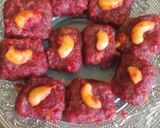 A picture of step 6 of Beetroot carrot burfi.