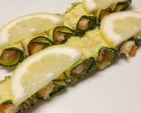 A picture of step 3 of Spiedini di zucchine e gamberi.