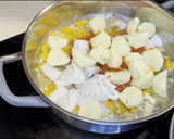 Foto del paso 3 de la receta: Guiso de calamar y pescado (rape, bacalao)