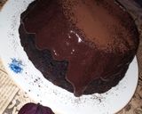 عکس مرحله 4 از دستور کیک سوپرایز شکلاتی بدون فر